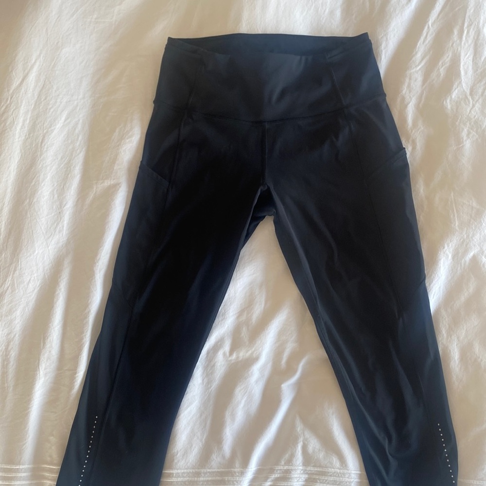Lululemon cropped leggings